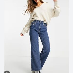 & Other Stories Embroidered High‑Waisted Flare Jeans • Size 6 • Boho/Retro Denim